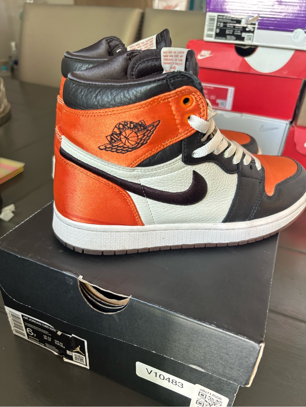 Nike Air Jordan 1 High - Orange Black White